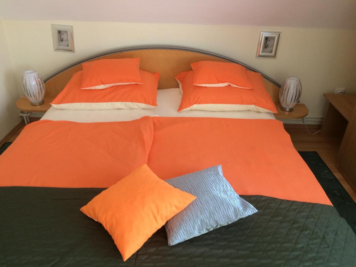 Gyenesi Virág Apartman Gyenesdiás Quarto foto