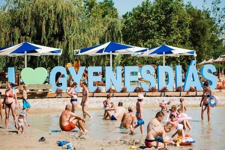 Gyenesi Virág Apartman Gyenesdiás Exterior foto