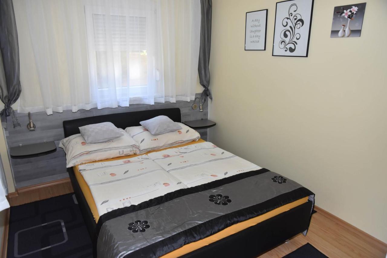 Gyenesi Virág Apartman Gyenesdiás Exterior foto